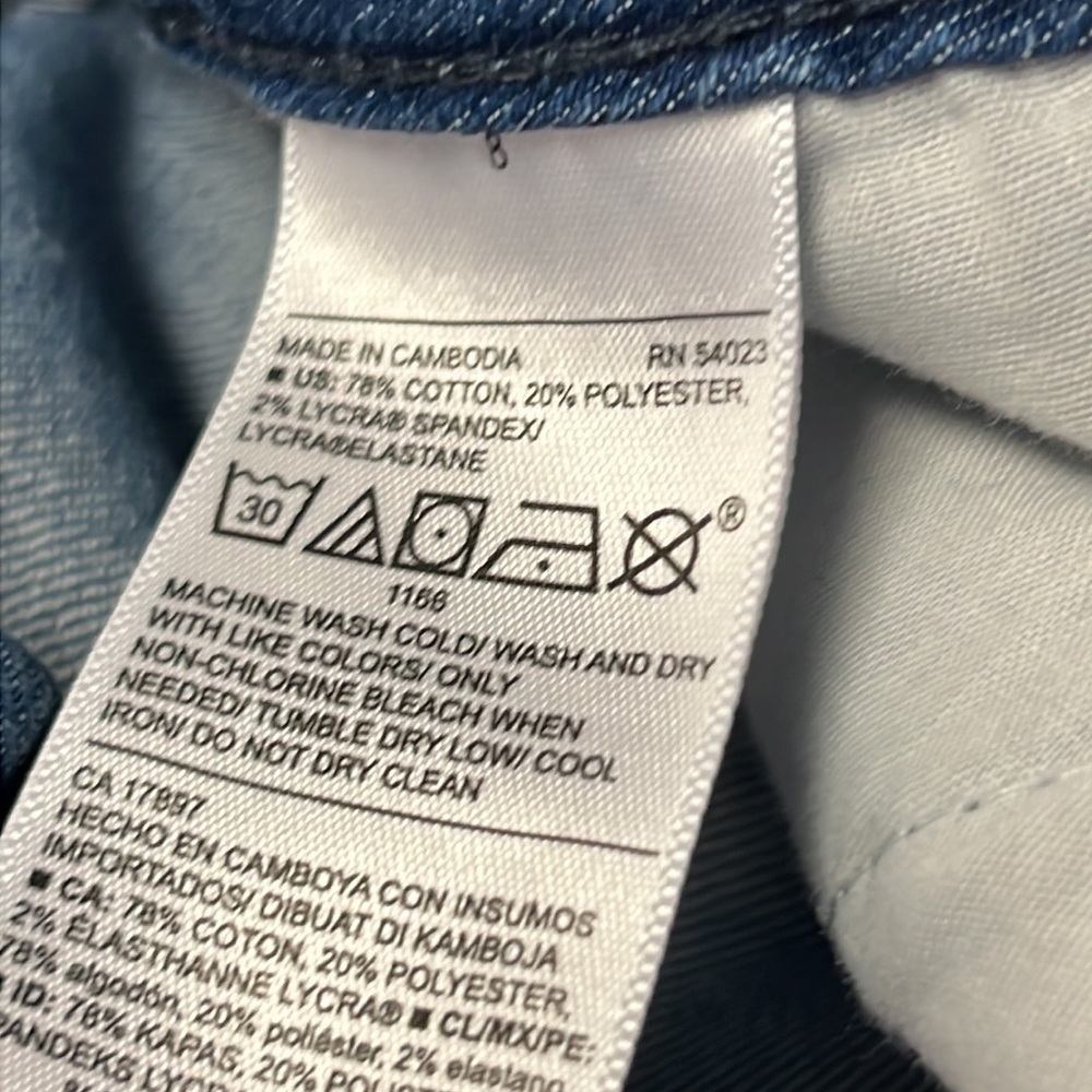 Old Navy super skinny size 8 and stretchy jeans - Picture 6 of 9